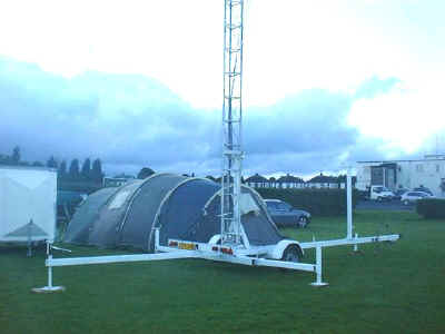 mobiletowerbase1.jpg (38178 bytes)